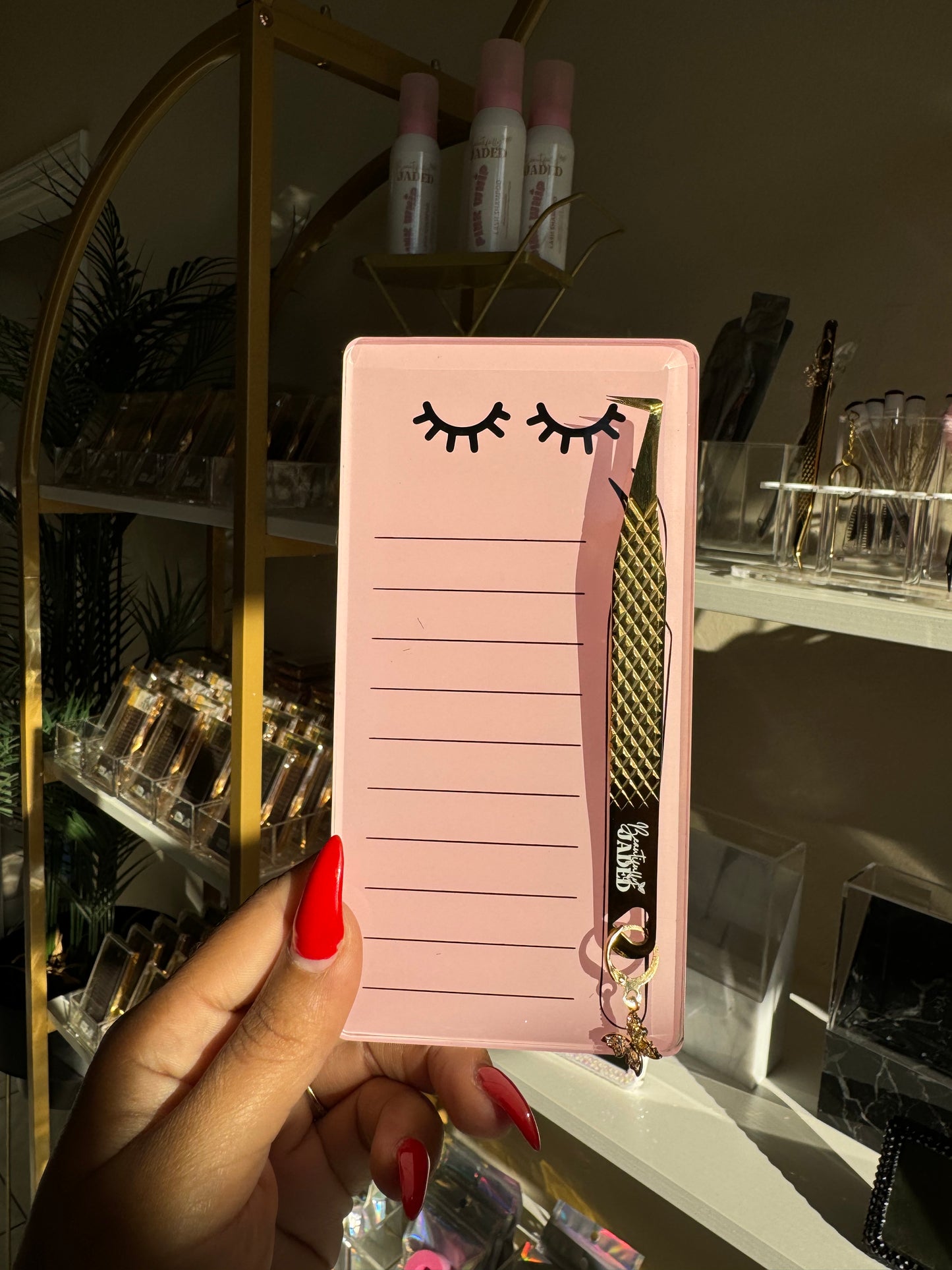 Pink Lash Tileđź’•