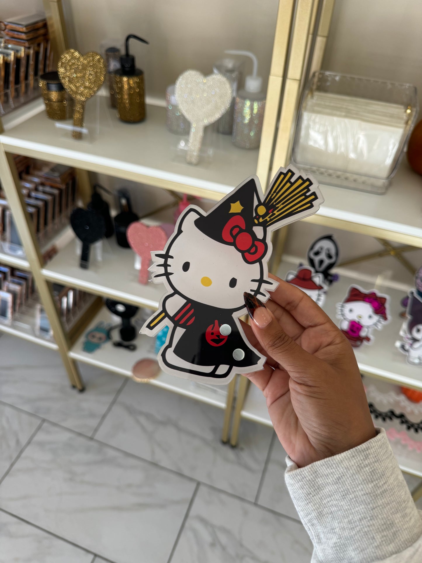 Witch Kitty 🖤🕷️