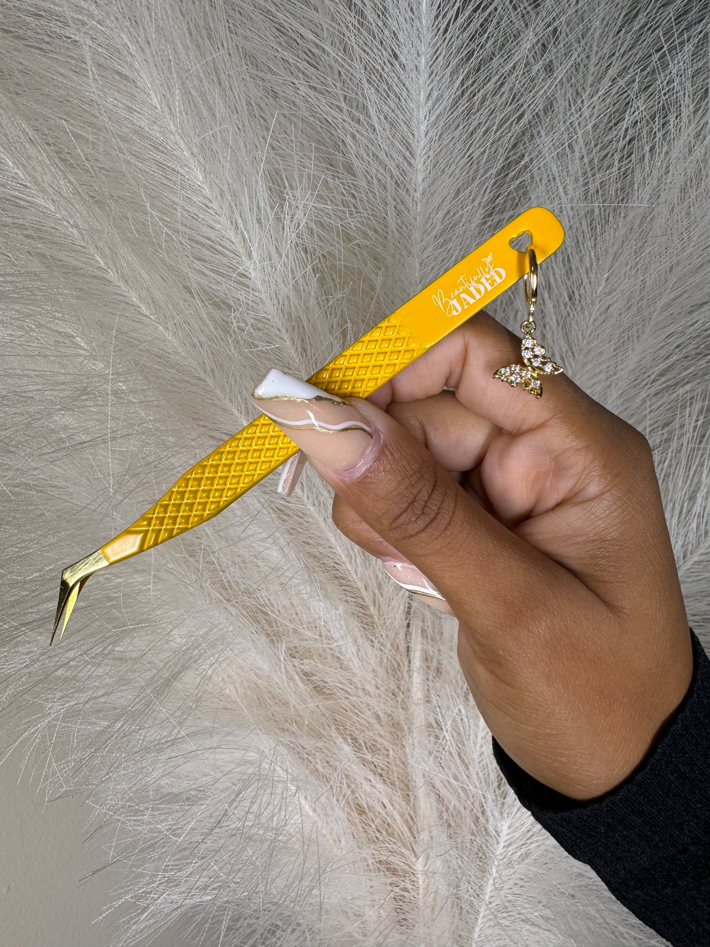 Isolation Tweezer